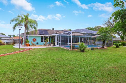 2398 Lejune St, Fort Pierce FL  34953-2677 exterior