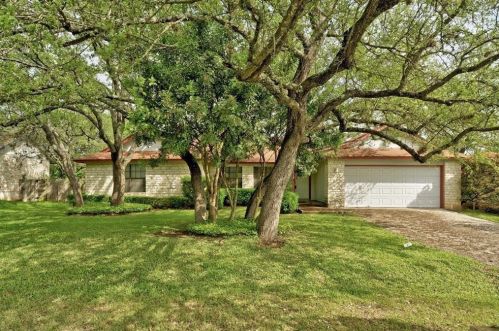 1306 Daytona Dr, Austin TX  78733-2501 exterior