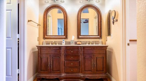 120 Seergreen Way, Folsom CA  95630-5527 exterior