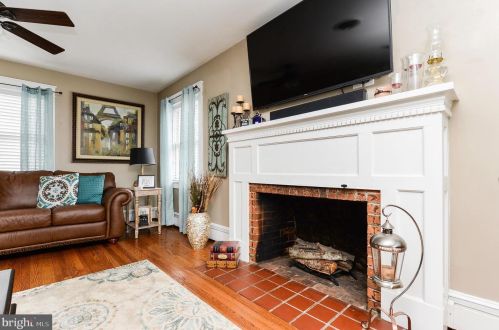 4500 Elvena Ave, Camden NJ 08109-1730 exterior