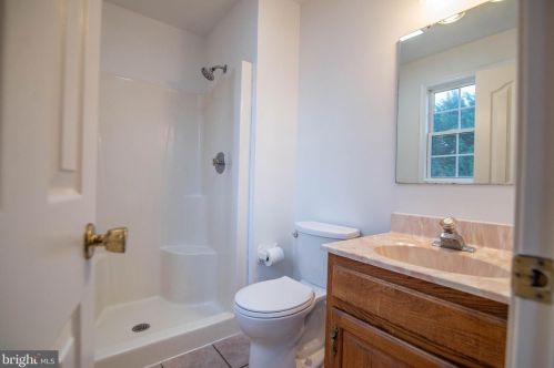 325 Columbus Ave, Littlestown PA 17340-1533 exterior