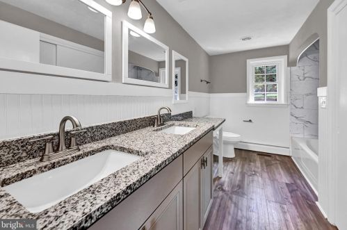 1076 Beck Ml Rd, Hanover PA 17331-9752 exterior