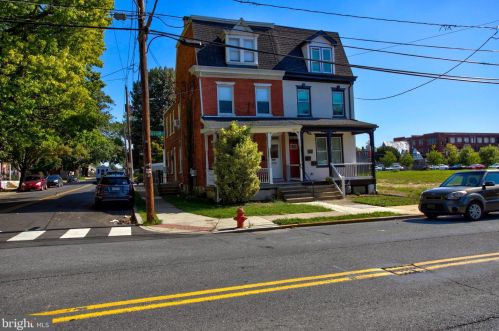 537 Plum St, Lancaster PA  17602-2324 exterior