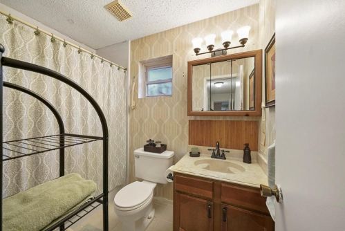 19806 Burle Oak Dr, Humble TX 77346-1211 exterior