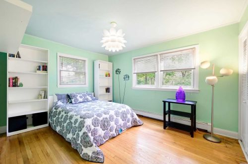 51 Harned Rd, Commack NY 11725-5104 exterior