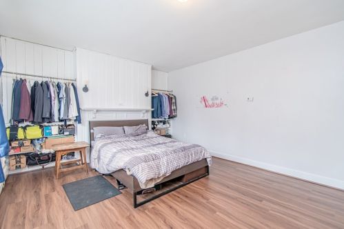 13 Ashwood St, Worcester MA 01604-3831 exterior