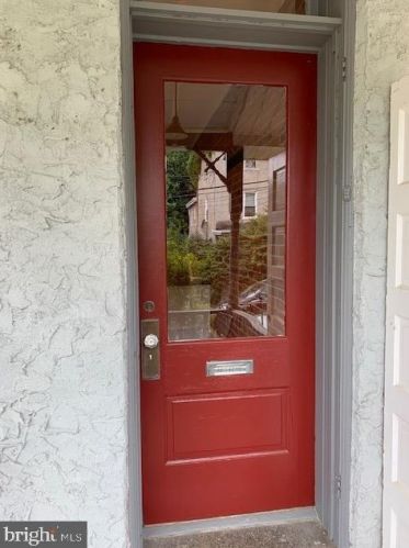 672 Johnson St, Philadelphia, PA 19144-3706