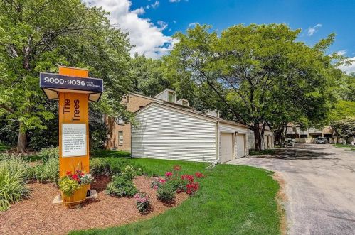 9024 70th St, Milwaukee WI  53223-2114 exterior