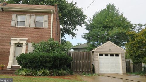 22 Myrtle St, Alexandria VA  22301-2423 exterior