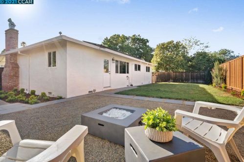 5507 Alaska Dr, Concord CA  94521-4009 exterior