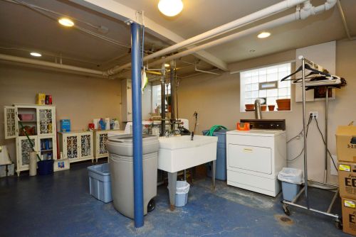 6211 Greenview Ave, Chicago IL  60660-1822 exterior