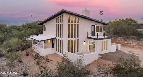 851 Roller Coaster Rd, Tucson AZ  85704-2626 exterior