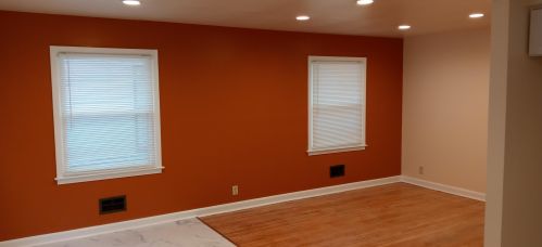 4562 46, Milwaukee WI 53220-4104 exterior