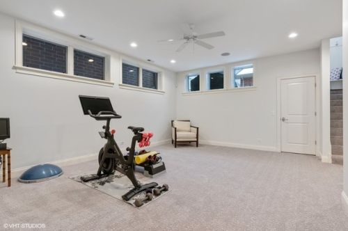 4612 Wolcott Ave, Chicago IL 60660-2316 exterior