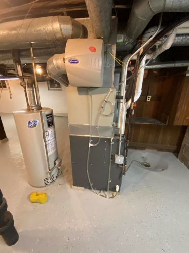 2835 37, Milwaukee WI 53215-3512 exterior