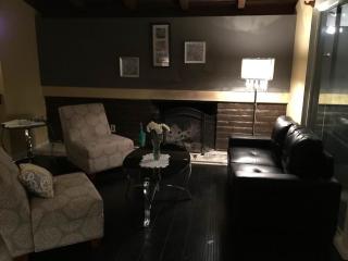 8224 Chimineas Ave, Los Angeles CA  91335-1432 exterior