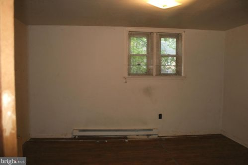 410 Jefferson Ave, Pottstown PA 19464-5329 exterior