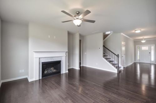 4592 Claiborne Ct, Duluth GA 30096-6075 exterior