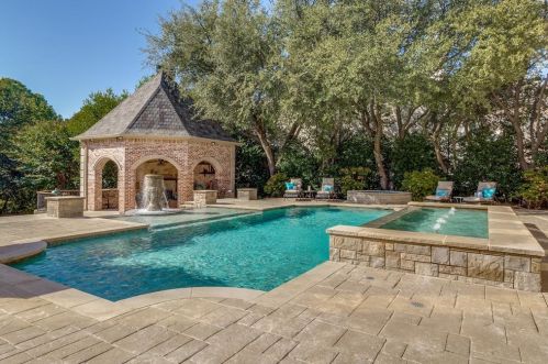 6315 Chamberlyne Dr, Frisco TX 75034-4868 exterior