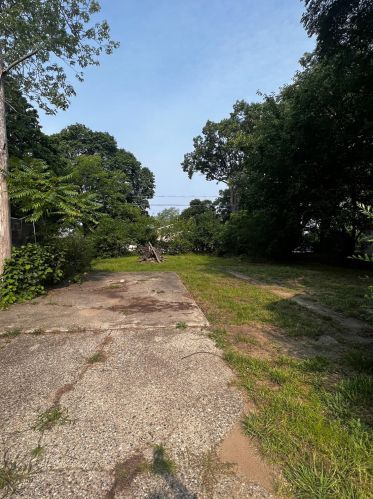 357 Erickson St, Meskegon MI 49442-1109 exterior