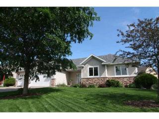 606 Tupelo Way, Chaska, MN 55318-1885