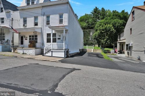 1630 End Ave, Primrose, PA 17901-2125