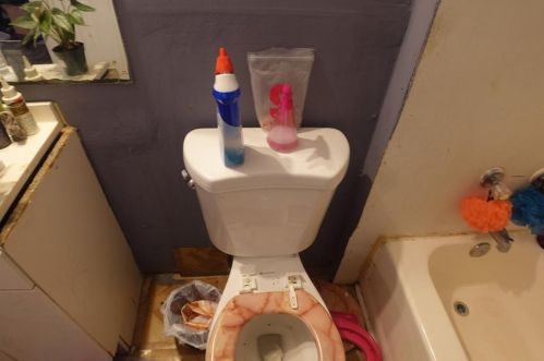 6676 Chupp Rd, Lithonia GA 30058-7652 exterior