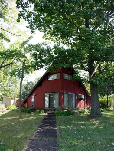 50184 Lake Shore Dr, Dowagiac MI  49047-8741 exterior