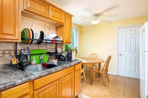 2423 5 St, Duluth MN 55812-1440 exterior