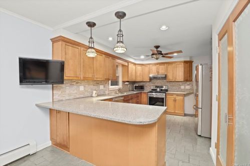 683 Bedford Rd, Armonk NY 10504-2905 exterior