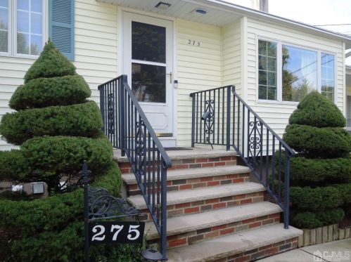 275 Hamilton Blvd, Piscataway, NJ 08854-2834