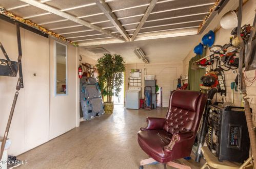 6182 Earll Dr, Phoenix AZ 85033-5841 exterior