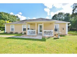 32040 Cromwell Ln, Zephyrhills, FL 33543-5130