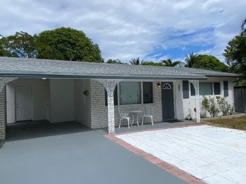 453 3 Ave, Boynton Beach FL 33435-3864 exterior