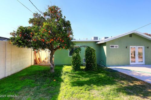 5711 12 Pl, Phoenix AZ 85014-5157 exterior