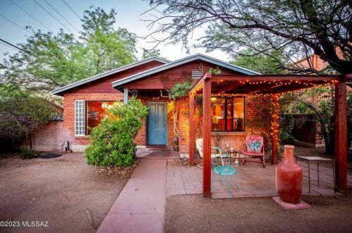 332 Plumer Ave, Tucson, AZ 85719-5657