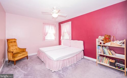 8921 2 Ave, Silver Spring MD 20910-2149 exterior