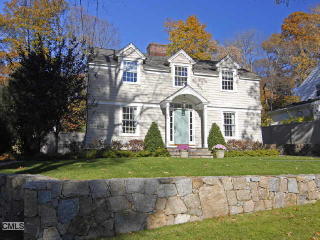 21 Devon Rd, Tokeneke, CT 06820-3811