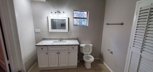 2720 Almeda Dr, Dallas TX 75216-3229 exterior