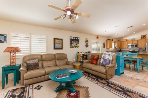 11280 Flt Granite Dr, Tucson AZ 85737-4614 exterior