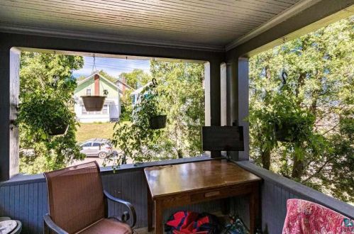 425 17 Ave, Duluth MN 55812-1700 exterior