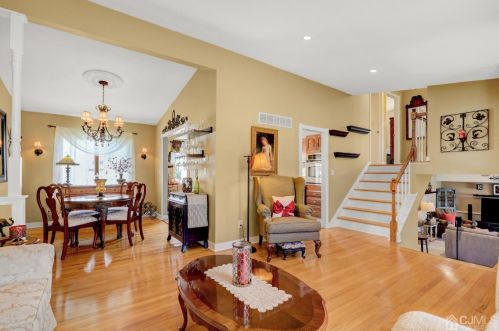 31 Karl Dr, Old Bridge NJ 08857-2525 exterior