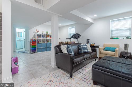 722 Peabody St, Washington DC 20011-1659 exterior