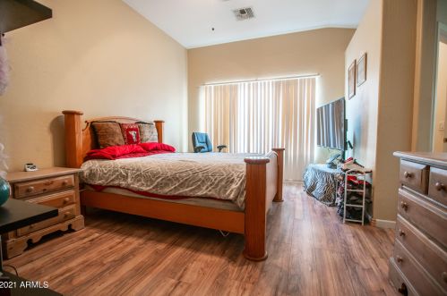 6108 37 Dr, Phoenix AZ 85051-1108 exterior