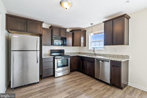 19 Pumping Station Rd, Hanover PA  17331-9494 exterior