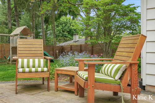 2144 Hall St, Grand Rapids MI 49506-4046 exterior