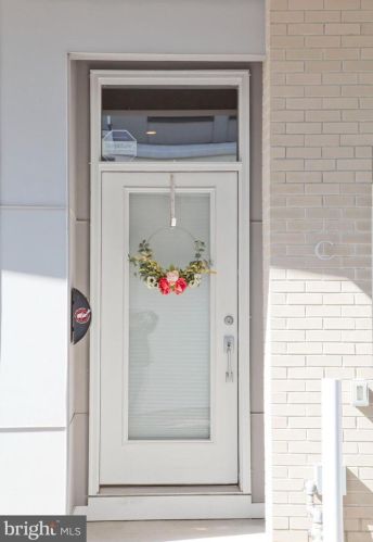 1336 Mascher St, Philadelphia PA  19122-4606 exterior