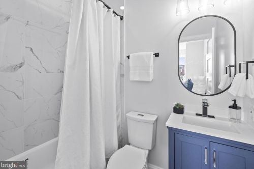 1551 4th St, Washington DC  20001-1905 exterior