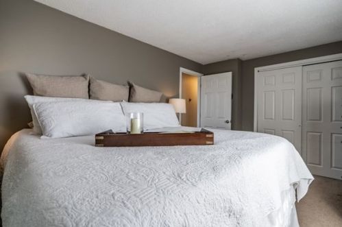 18 Hingston St, Peabody MA 01960-5825 exterior