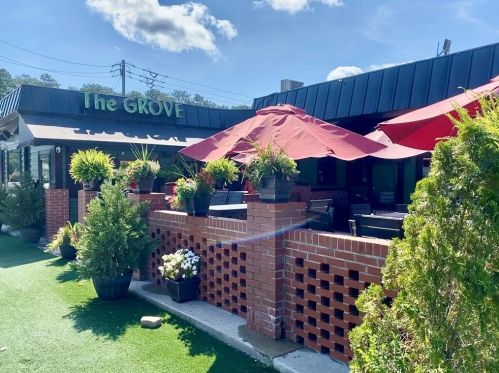 1639 Crestline Dr, Atlanta GA  30345-3820 exterior